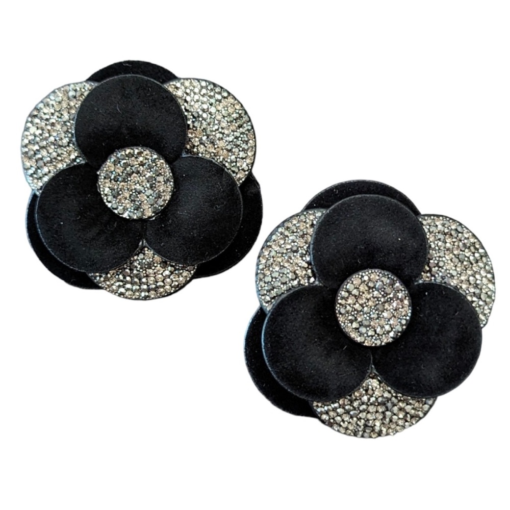 Tuckernuck Black and Silver Flower Clip-On Earrings
